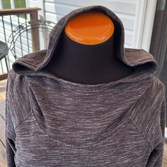 Athleta Hooded Dress - Picture 2 of 16